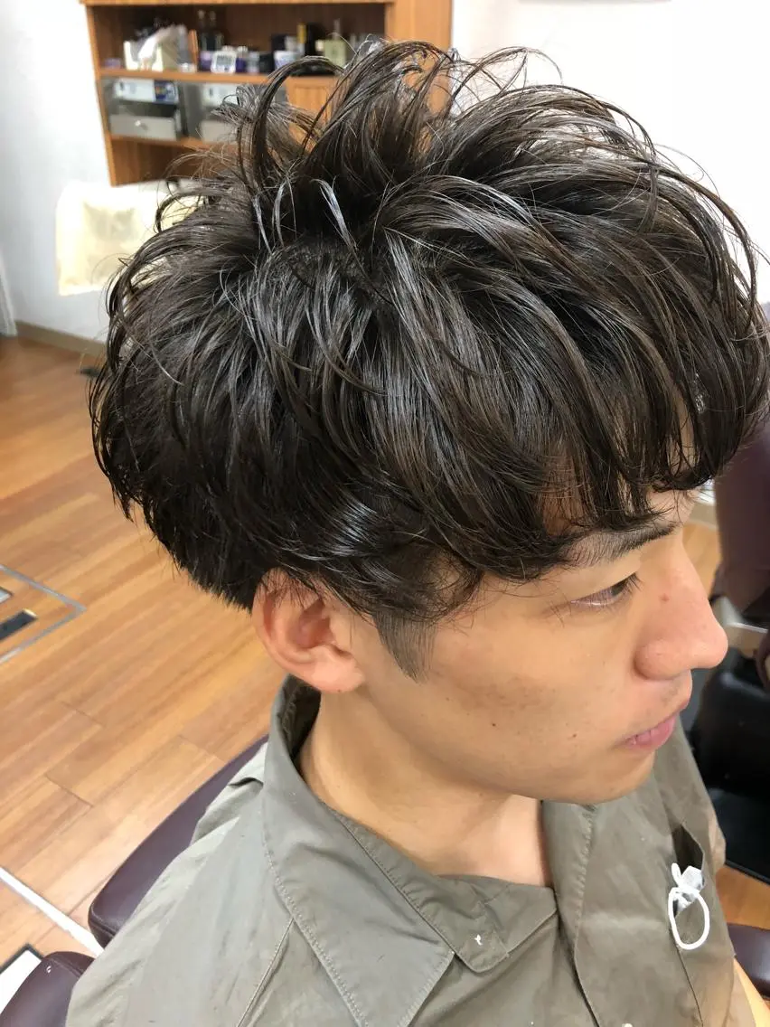 ショート パーマ メンズ 🏝川津瑛二🧖♀ 極上パーマ&カラー⭕のエステ・リラクイメージ