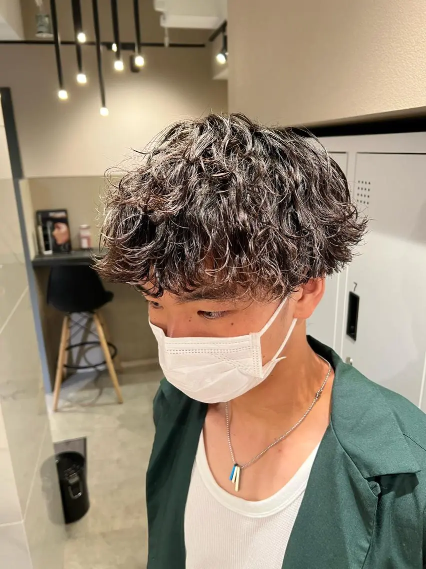 ミディアム ミディアムパーマ カット パーマ ALLYS 中島史優のヘアスタイル