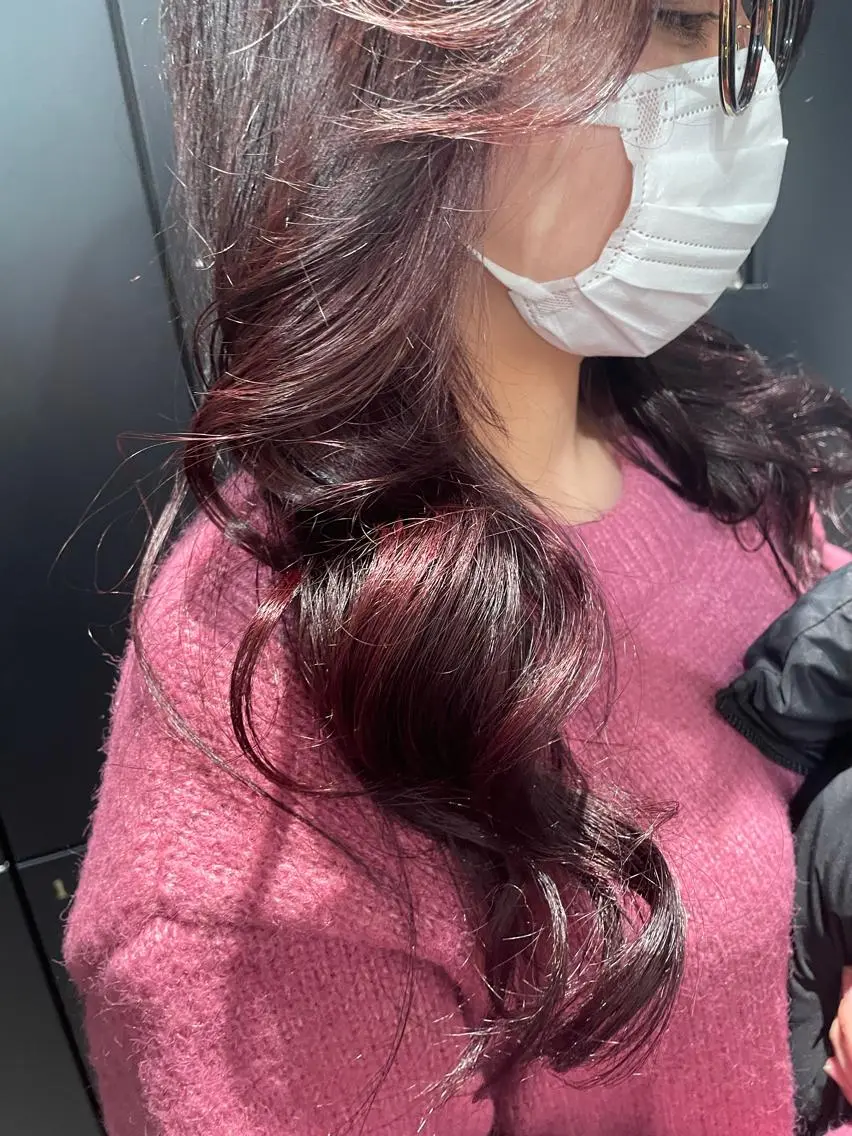 ロング 松田 真央のヘアスタイル