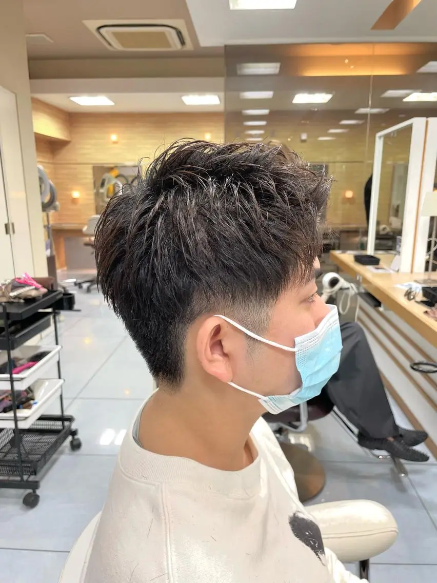セミロング ヘアアレンジ メンズ アップバング フェードカット マッシュ メンズパーマ スキンフェード カット ヘアカラー パーマ 🔮メンズ縮毛矯正 メンズパーマ💎竹永のヘアスタイル