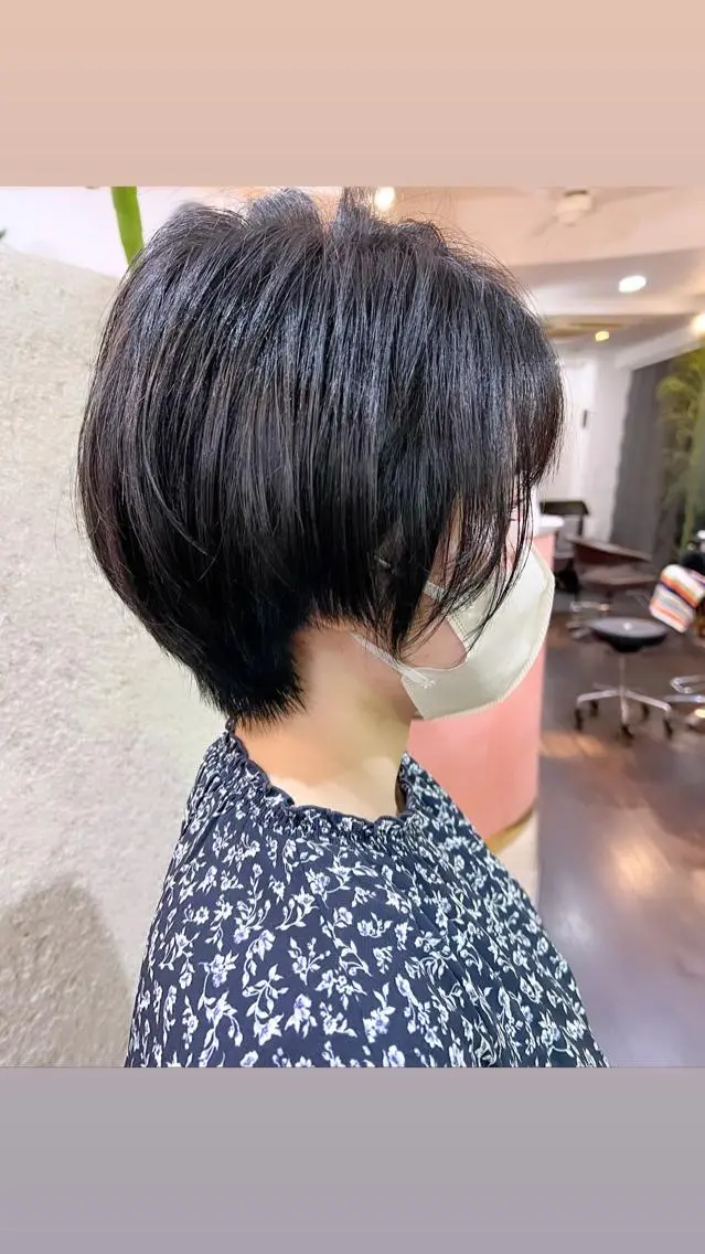 ショート 角戸 りおのヘアスタイル