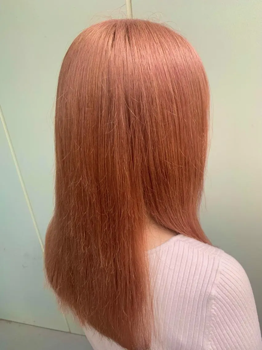 ロング カラー ブリーチ 明治神宮前 NANAMIのヘアスタイル