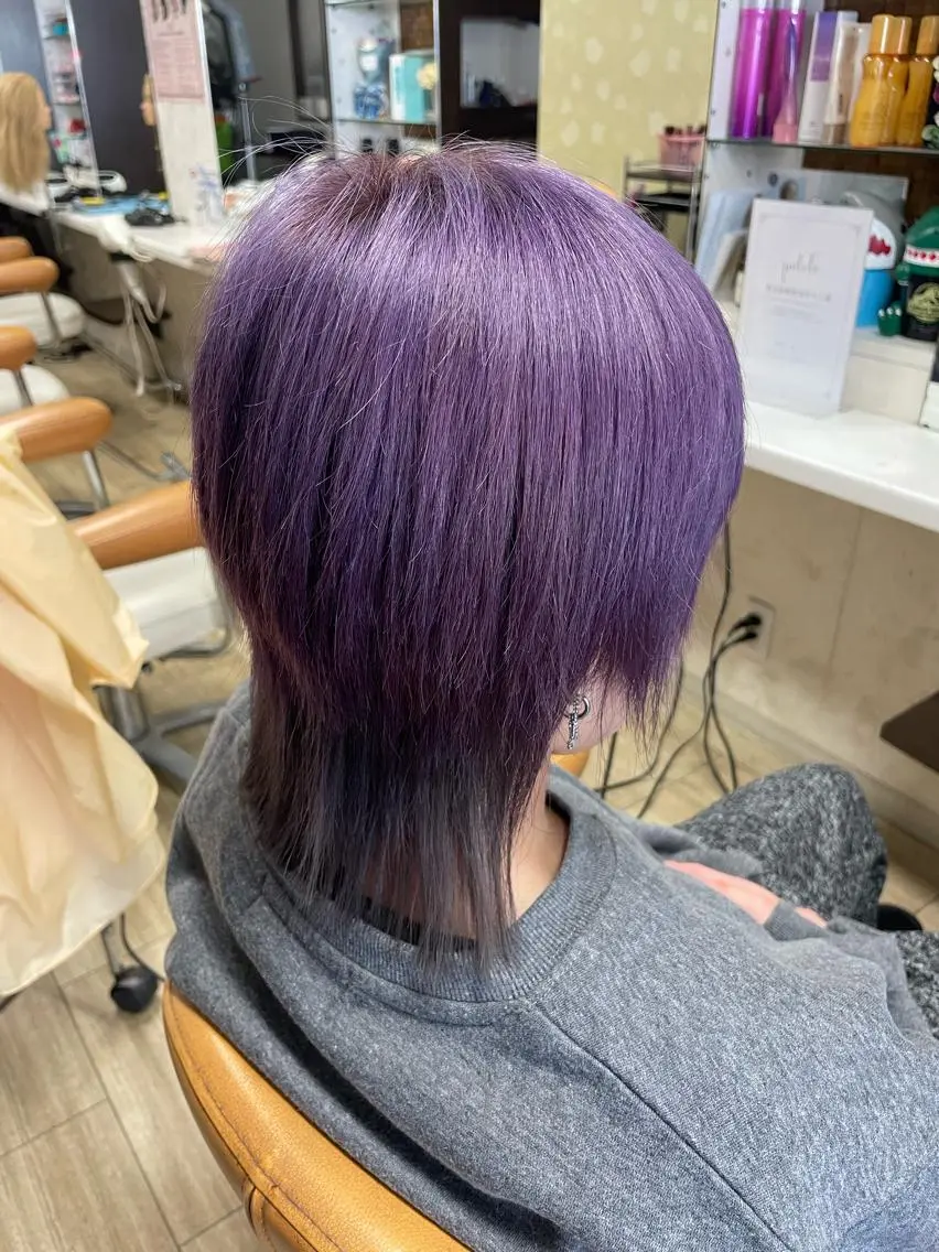 ミディアム カラー バイオレットカラー ヘアカラー 徳留 もも花のヘアスタイル