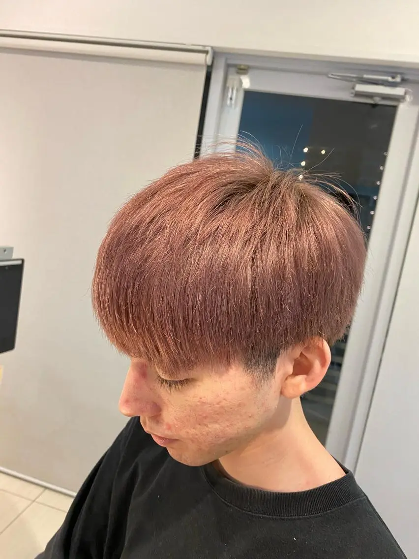 ショート カラー メンズ メンズブリーチ ブリーチ ピンクカラー ヘアカラー 土井 祐之介のヘアスタイル