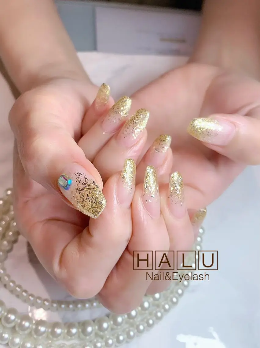 ネイル ゴールド HALU ハルのネイルデザイン