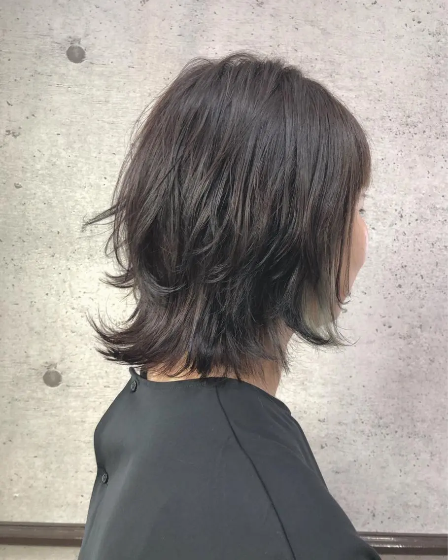 ショート カラー ウルフカット カット ヘアカラー 江原 彩華のヘアスタイル
