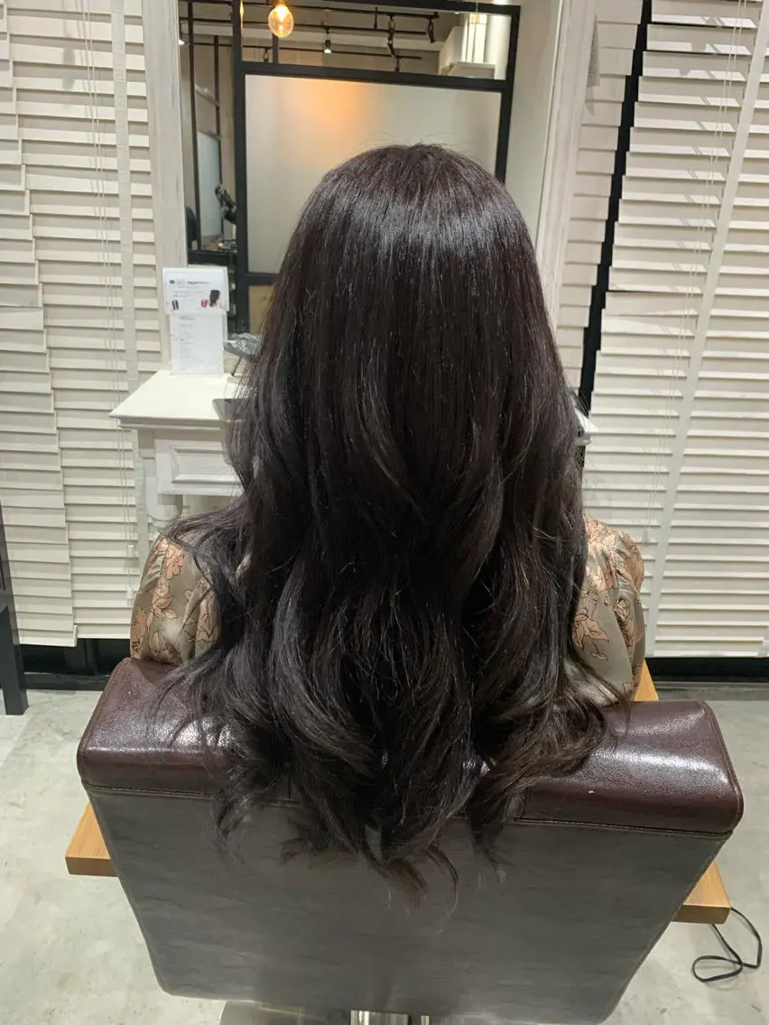 ロング ヘアカラー LITTLE _KATOのヘアスタイル