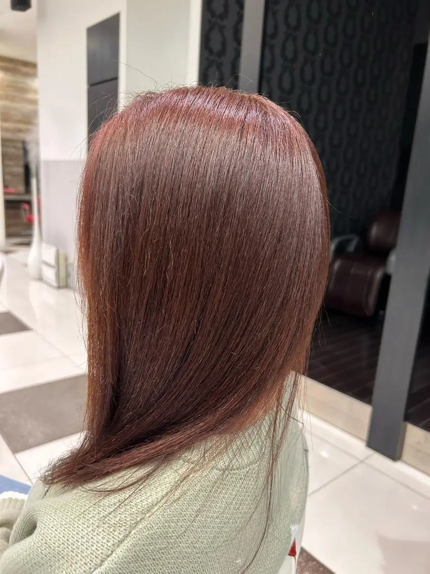 セミロング カラー ヘアアレンジ 海外カラー白髪ぼかし ティファニーサユリのヘアスタイル