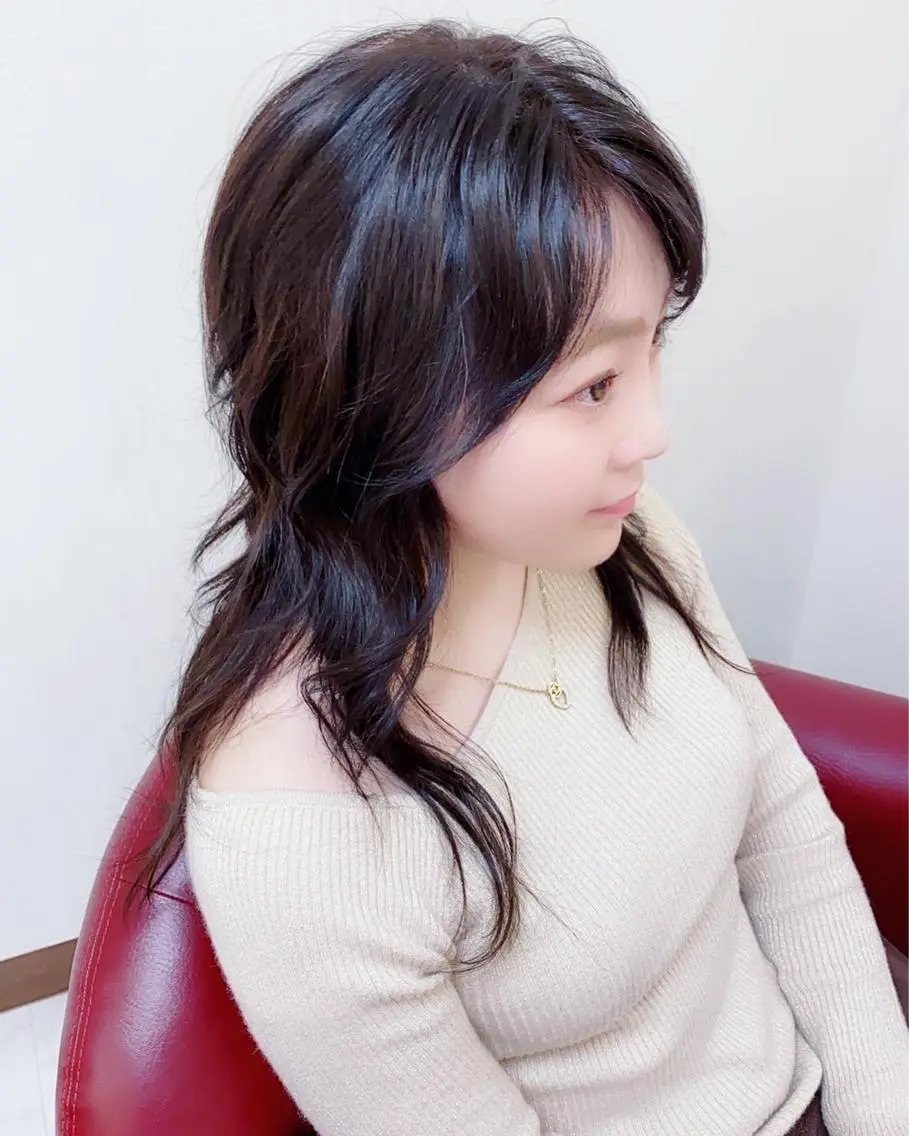 ロング カラー ロング ウルフカット カット ヘアカラー トリートメント YURI ✨のヘアスタイル