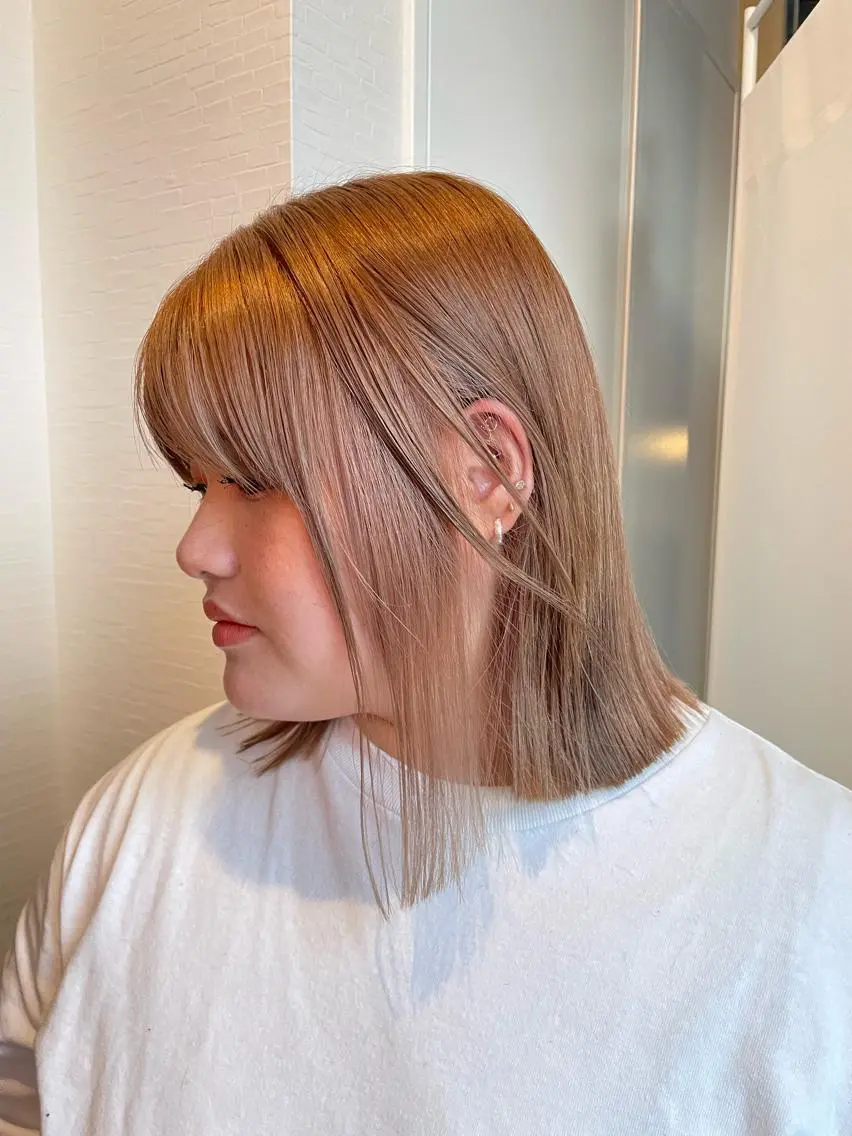 ミディアム カラー ベージュカラー ヘアカラー YUI/ ブリーチカラー🌷のヘアスタイル