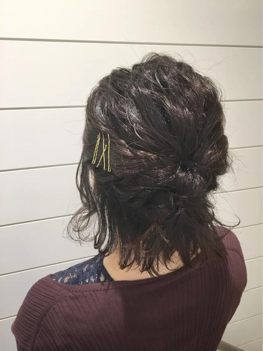 ミディアム ヘアアレンジ ハーフアップ 🍊新宿南口🍊 ERINAのヘアスタイル