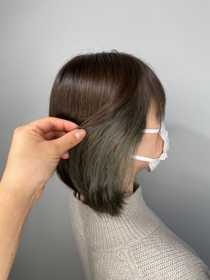 ミディアム カラー アディクシーカラー アッシュ ブルーカラー ダークアッシュ イヤリングカラー トップスタイリスト ✨KIRIKA中野✨のヘアスタイル