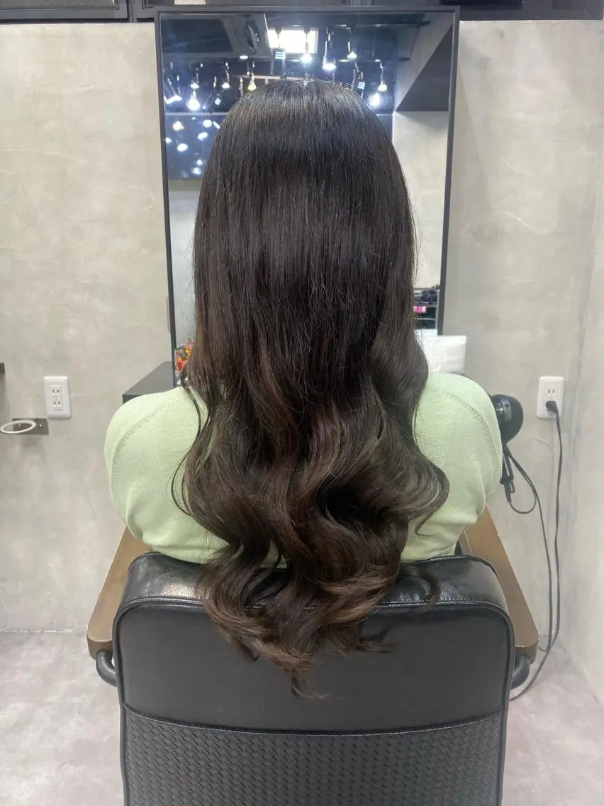 セミロング カラー ヘアアレンジ FAAM Tsuneのヘアスタイル