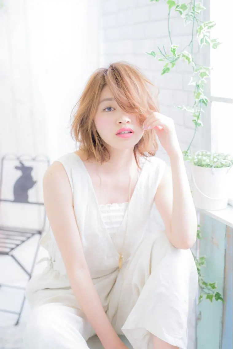 ミディアム カット ヘアカラー 美髪矯正✨🌷関 郁美🌷のヘアスタイル