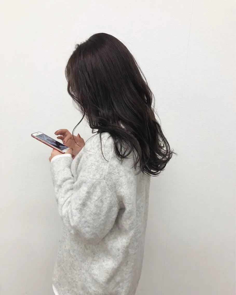 ロング カラー ヘアアレンジ アッシュ ベージュカラー トリートメント カット ヘアカラー トリートメント 酸性縮毛矯正🧴韓国 レイヤー/髪質改善のヘアスタイル