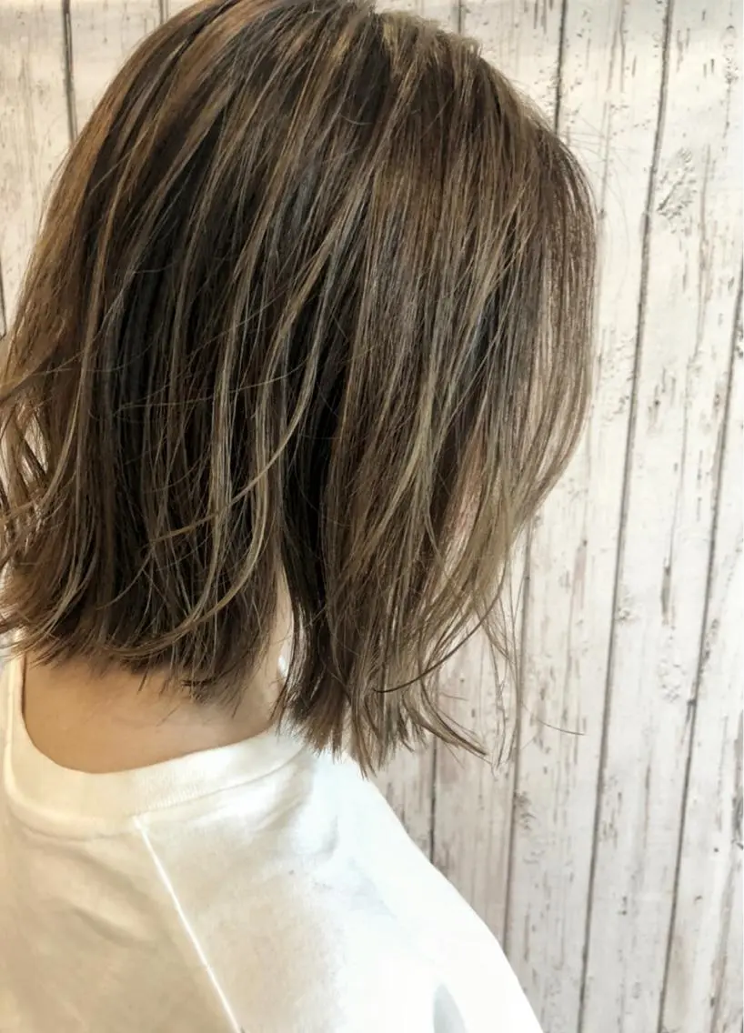 ミディアム カラー ヘアアレンジ ハイライトカラー ハイライト 美容室sand 横浜のヘアスタイル