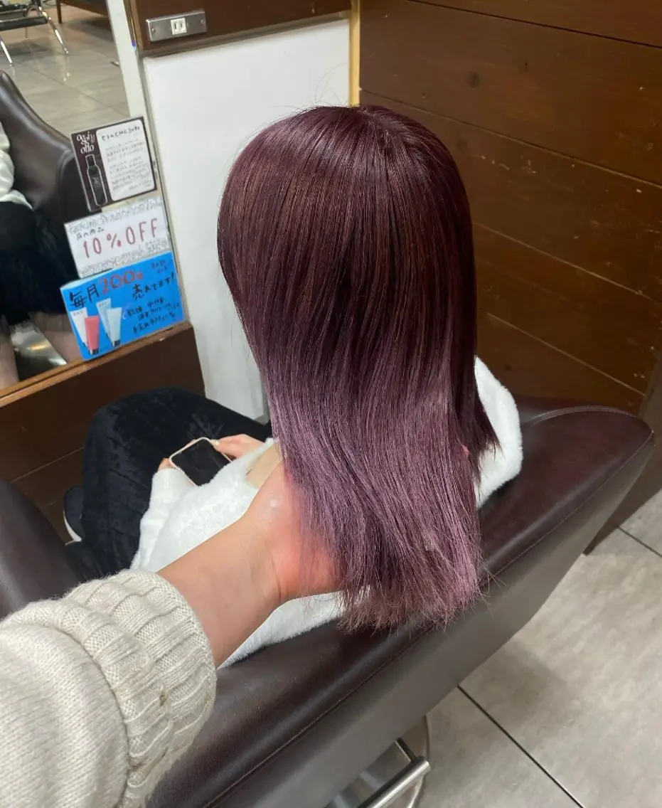 セミロング カラー ヘアアレンジ ヘアカラー トリートメント 川上 麻梨阿のヘアスタイル