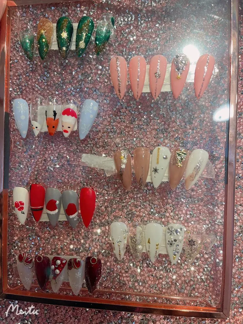 ネイル 冬ネイル クリスマス 成美SALON eye&nailのマツエク・マツパデザイン