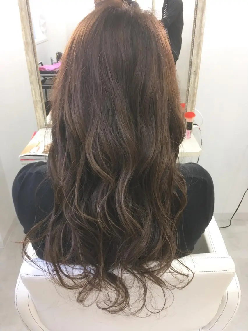 セミロング ロング カラー ハイライトカラー 3Dハイライト 外国人風カラー ハイライト 髪質改善 中川 翔のヘアスタイル