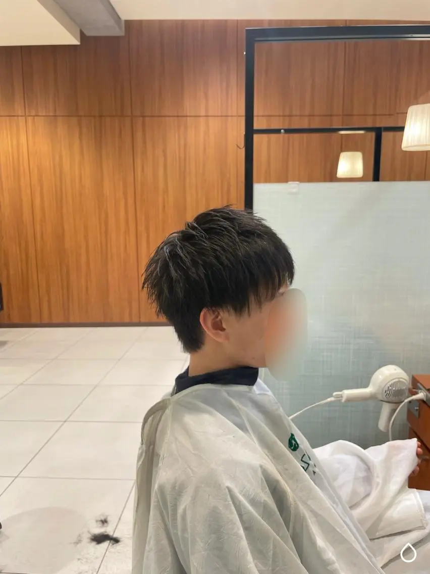 ショート メンズ ショートレイヤー レイヤーカット ショートヘア 髙田 千華 髪質改善ストレートのヘアスタイル