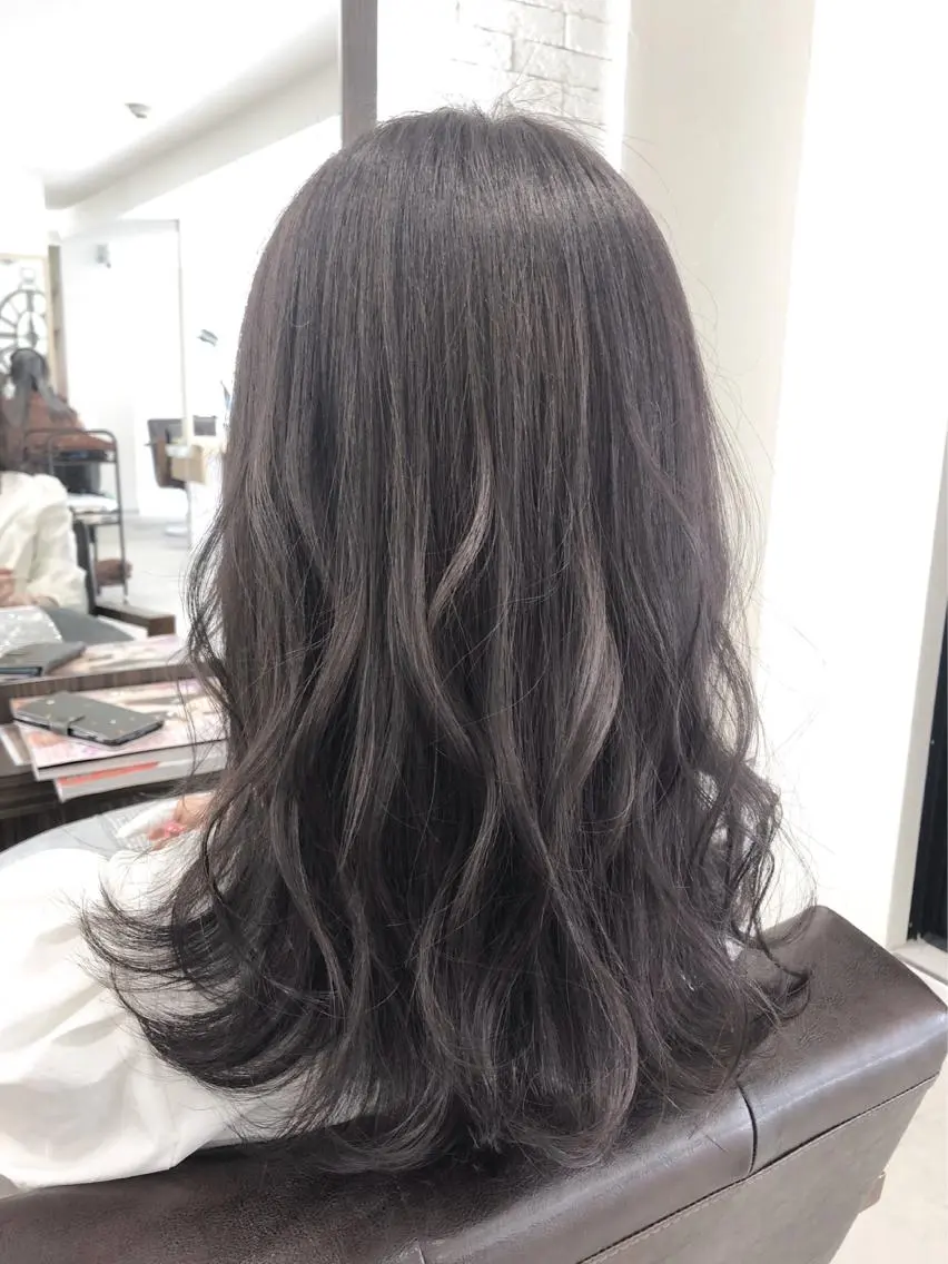 セミロング カラー アッシュ パープルカラー パープルアッシュ カット ヘアカラー トリートメント YUDA 湯田のヘアスタイル