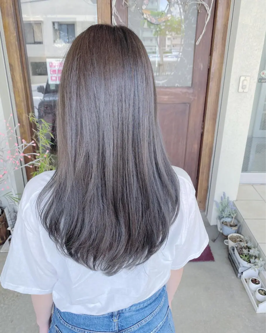 ミディアム カラー イルミナカラー カット ヘアカラー grand juteのヘアスタイル