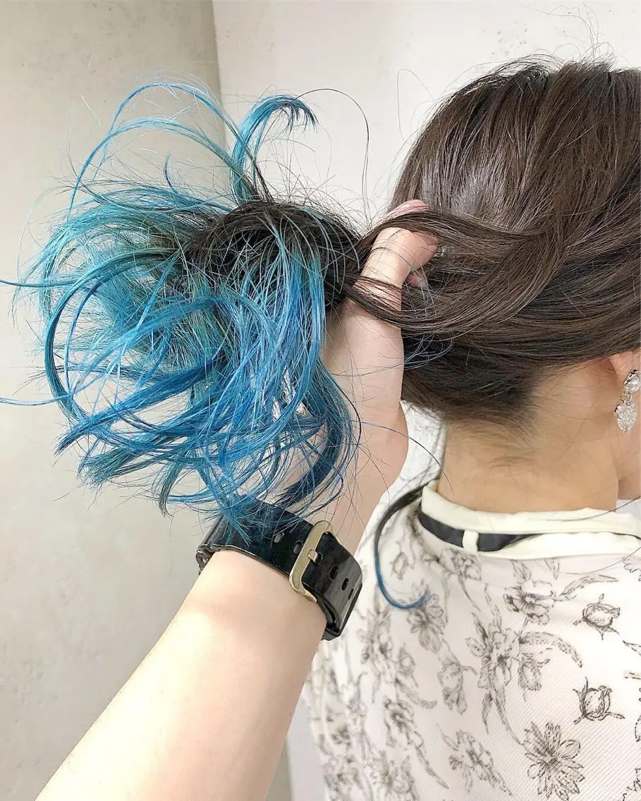 セミロング カラー ヘアアレンジ 【池袋/スパイキー ショート】ⓝⓘⓜⓤのヘアスタイル