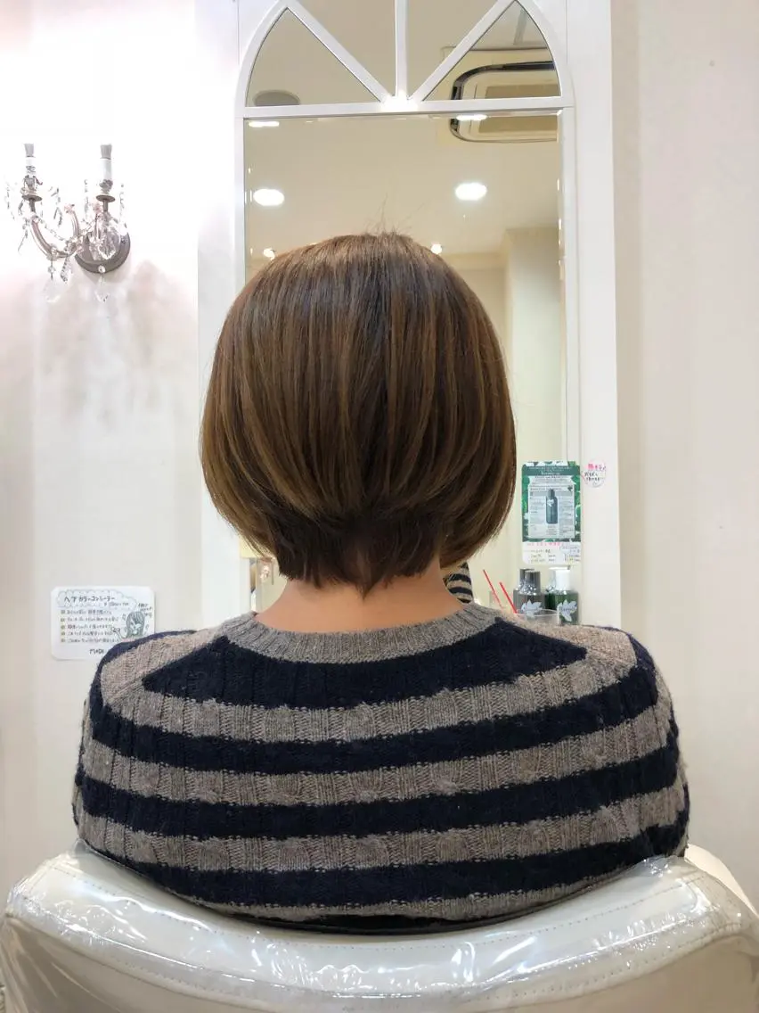 ショート カラー アッシュ ベージュカラー ショートヘア ダメージレス 桧山店長のヘアスタイル