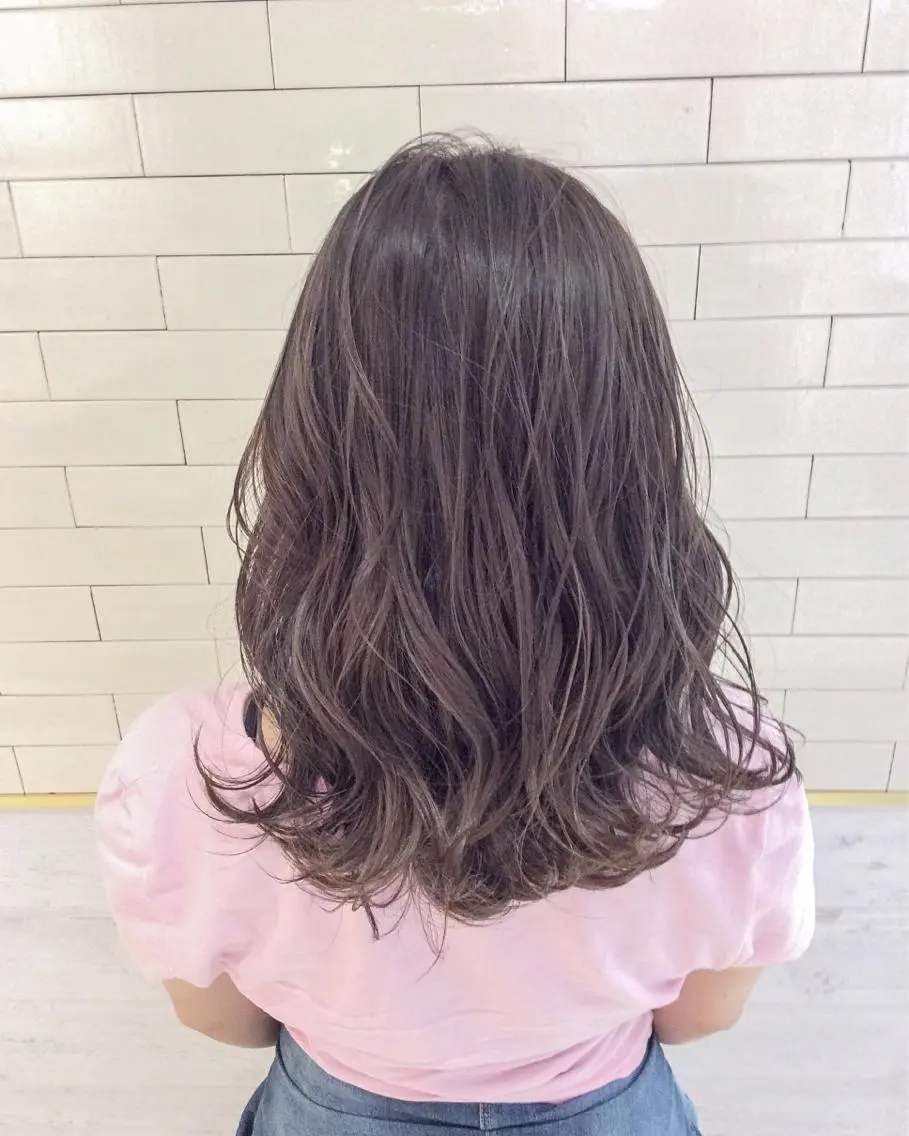 セミロング カラー レイヤーカット× 髪質改善たもりのヘアスタイル