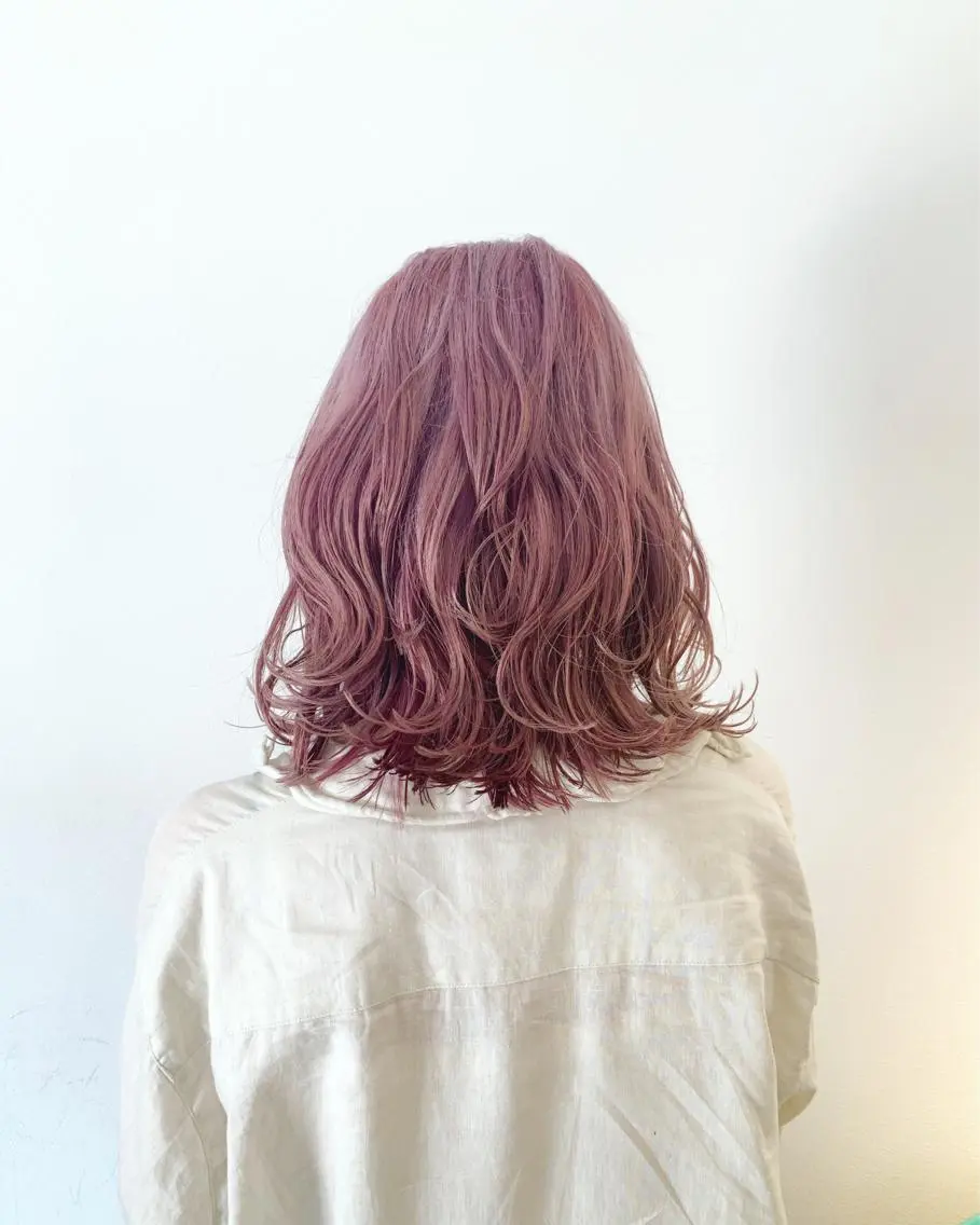 ミディアム カラー ヤマグチ リョウのヘアスタイル
