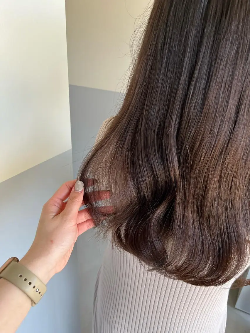 セミロング ピンクブラウン 神谷 夏帆のヘアスタイル