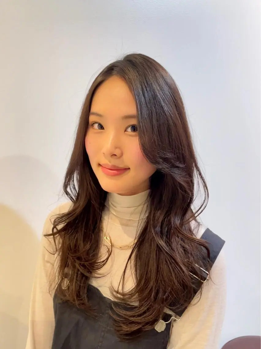 ロング カラー ヘアアレンジ 顔周りカット REONA🪽✨薬院 レイヤーカット🫧のヘアスタイル