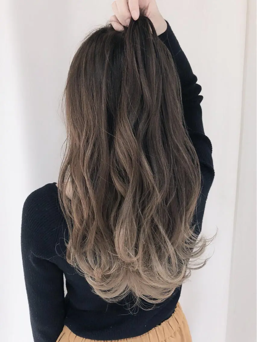 ロング カラー パーマ ヘアアレンジ アッシュ バレイヤージュ グラデーションカラー グレージュ ハイライトカラー ヘアカラー トリートメント バレイヤージュ 藤沢 ハイライト竹内ケンゴのヘアスタイル