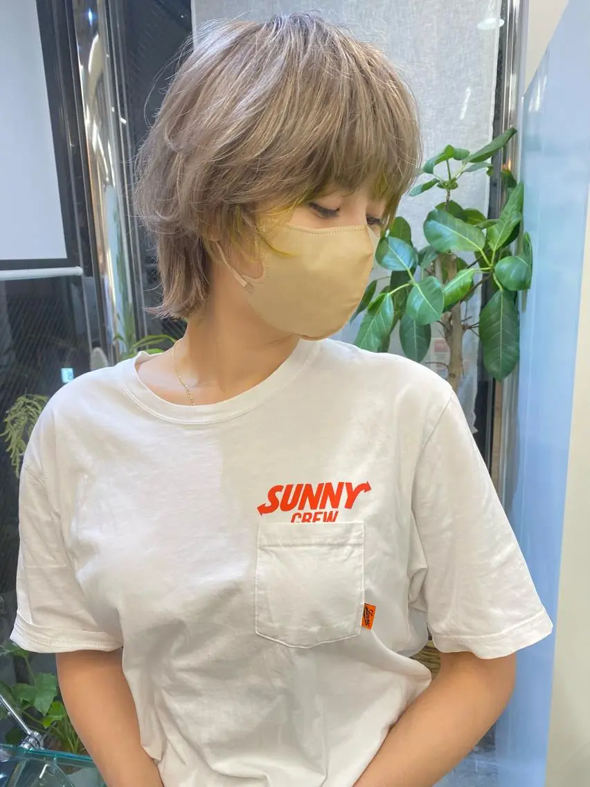 ショート カラー ブリーチ デザインカラー イエローカラー ウルフカット カット ヘアカラー パーマ/ケアブリーチ /博多/YOSUKEのヘアスタイル