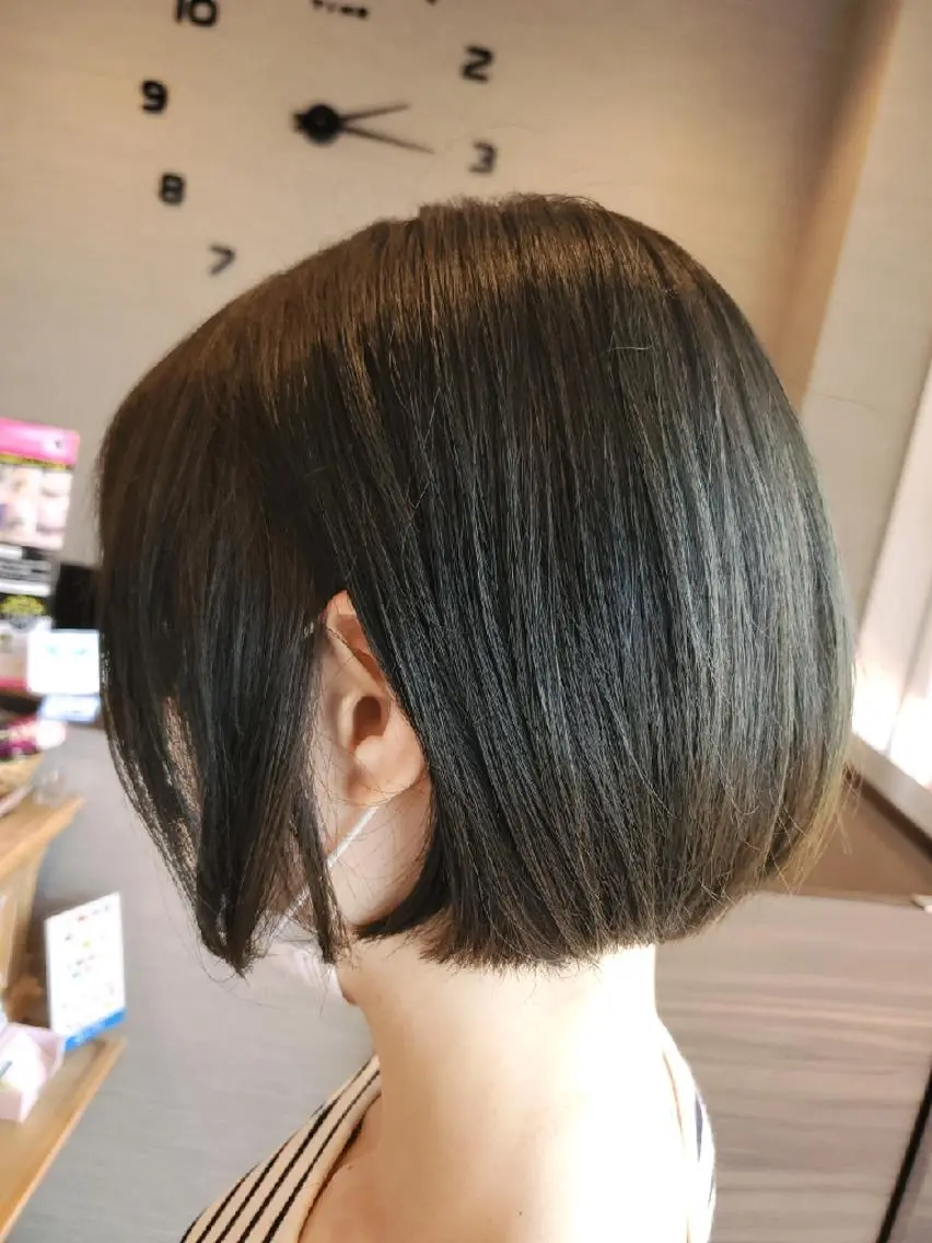 ショート ボブ 小顔カット ヘアカラー トリートメント イメチェン大歓迎✨️ tadaのヘアスタイル
