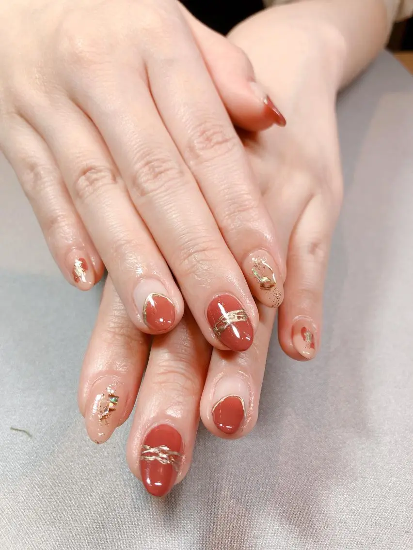 ネイル iiloo aromaworksのネイルデザイン