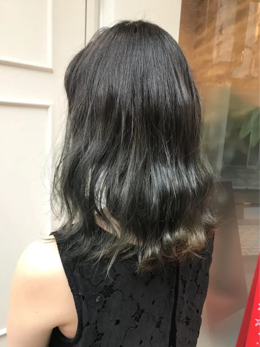 ミディアム カラー グレージュ カーキグレージュ 🫟Blanco🫟 Color&Careのヘアスタイル