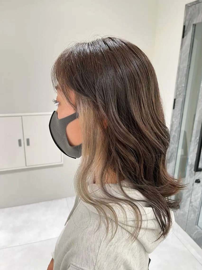 セミロング カラー ヘアカラー 髪質改善/レイヤー 兼折楓馬のヘアスタイル