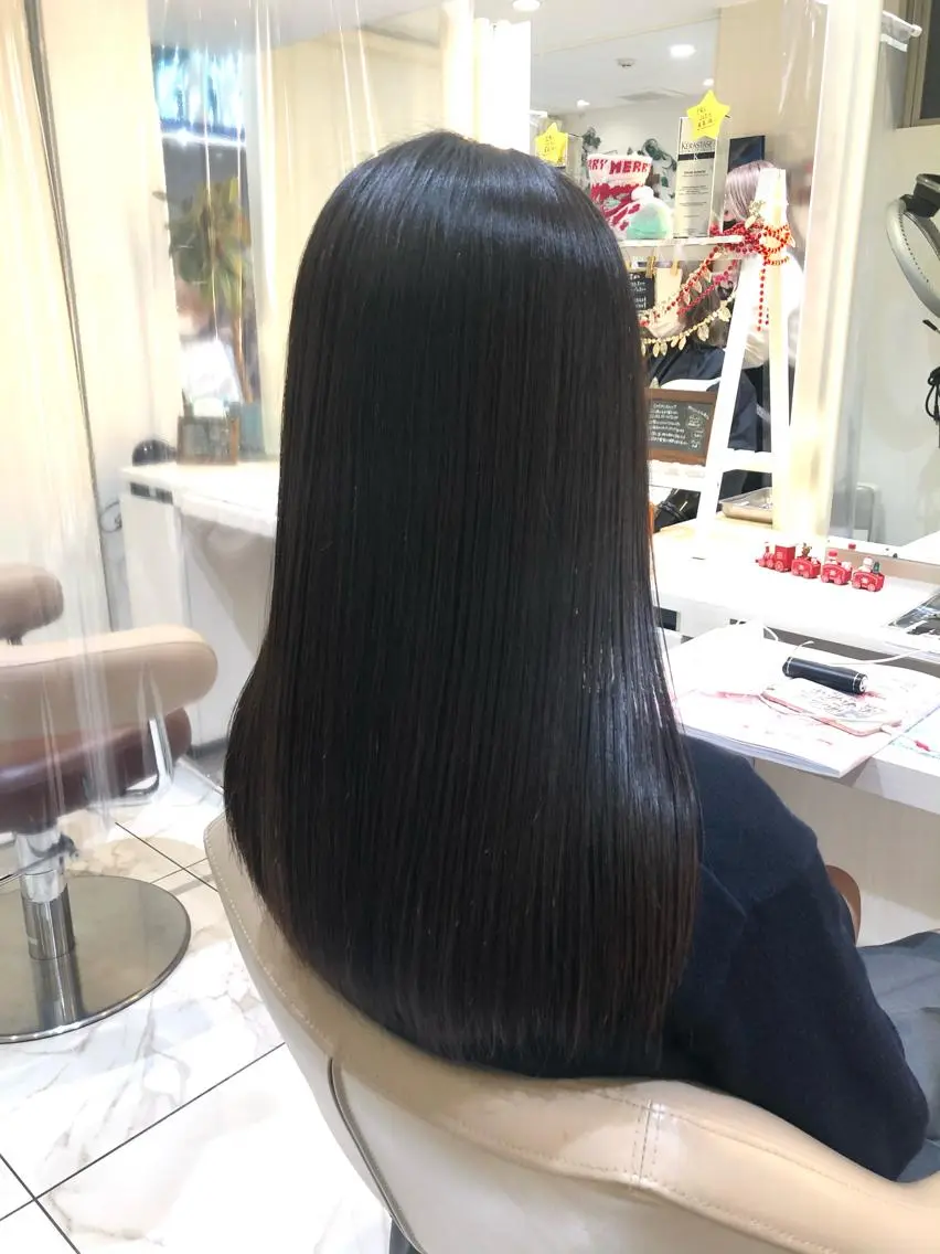 ロング パーマ 髪質改善 縮毛矯正 ストレートパーマ 安井　昴 💫ブリーチ縮毛矯正のヘアスタイル