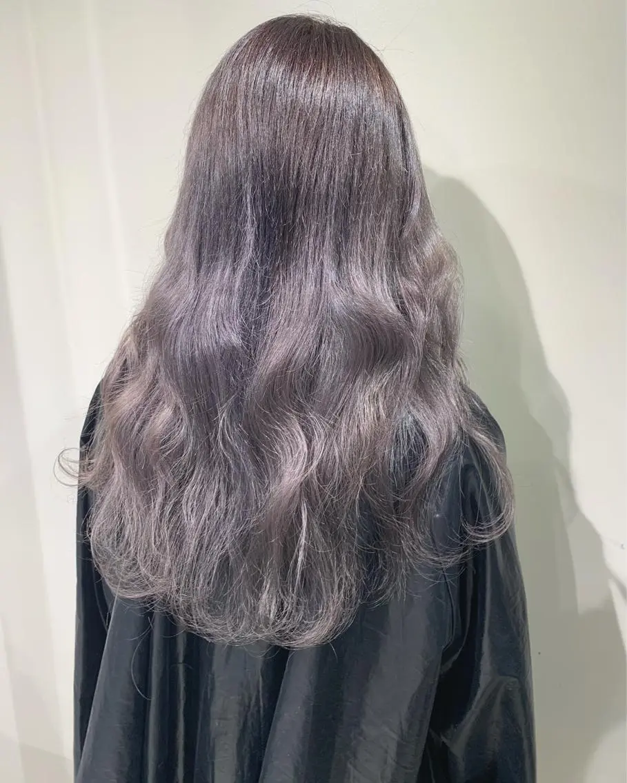 ロング カラー 渋谷🤍ブリーチ エクステ🤍アミルのヘアスタイル