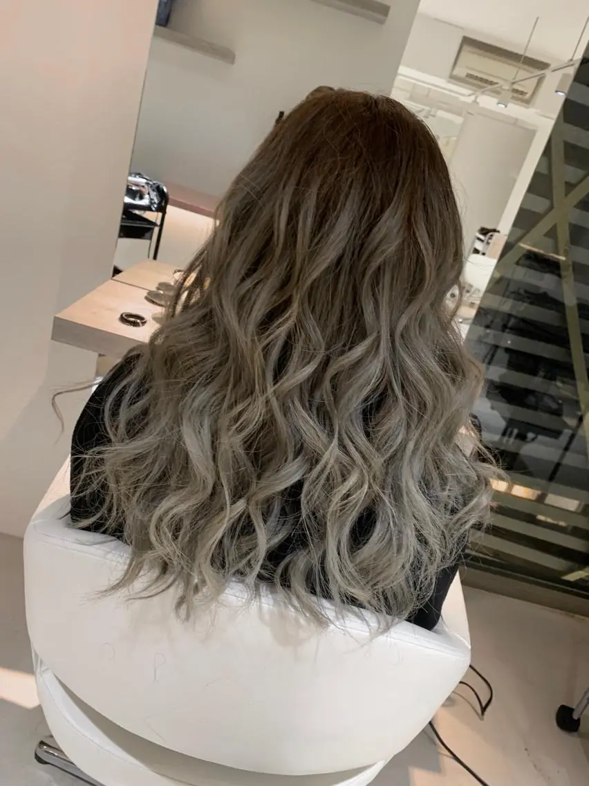 ロング カラー ヘアカラー トリートメント ヘアセット モテ髪提案します💕 髪質改善宗一郎のヘアスタイル