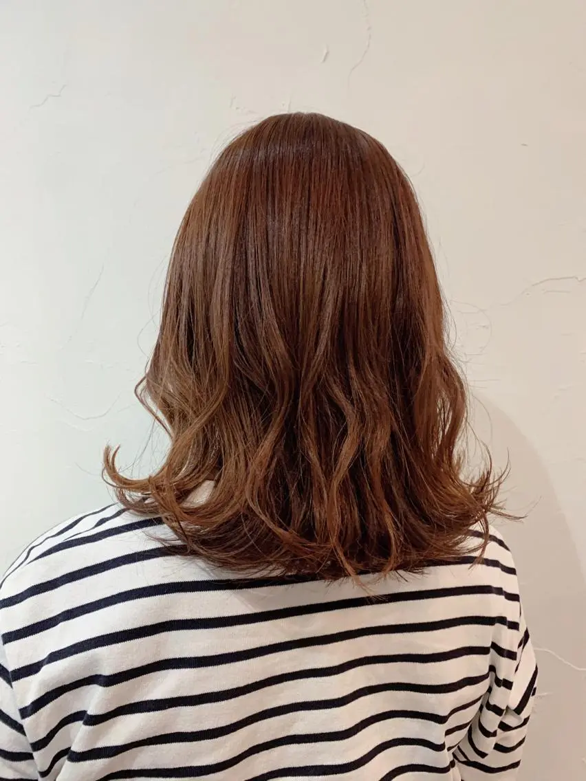 ミディアム カラー ベージュカラー オレンジ オレンジベージュ 脇田 杏菜のヘアスタイル