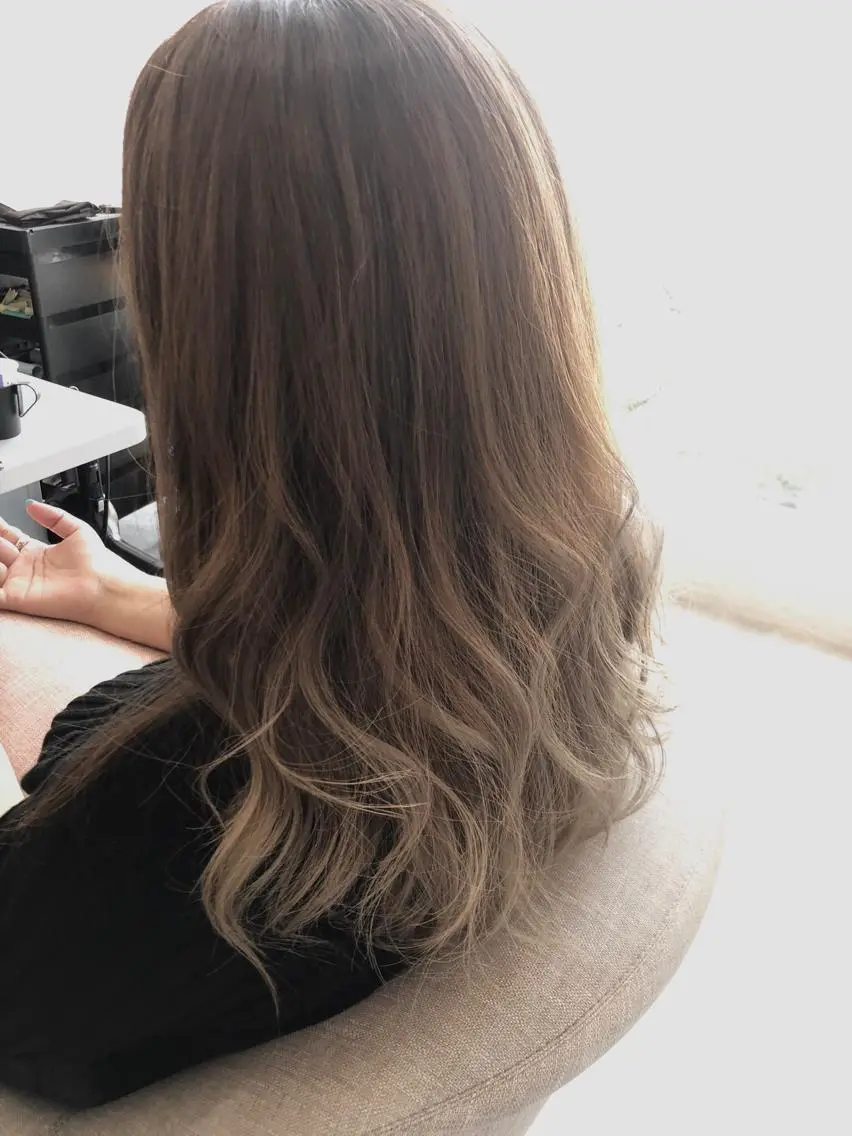 ロング カラー アディクシーカラー イルミナカラー 縮毛矯正・髪質改善 支持率No1🫧北島のヘアスタイル