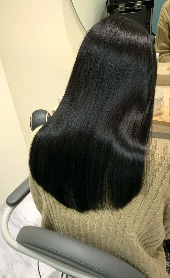 セミロング カット 縮毛矯正 トリートメント 丹野 圭太のヘアスタイル