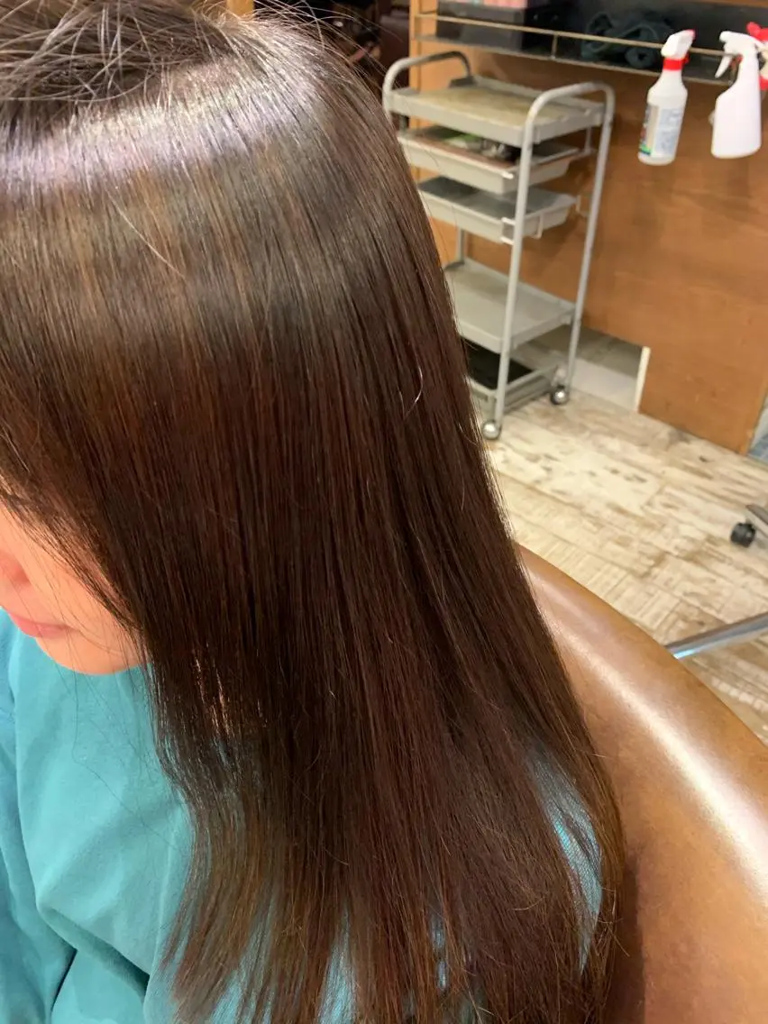 カラー ブリーチ 小沼采唯👧🏼 海好きオヌちゃんのヘアスタイル