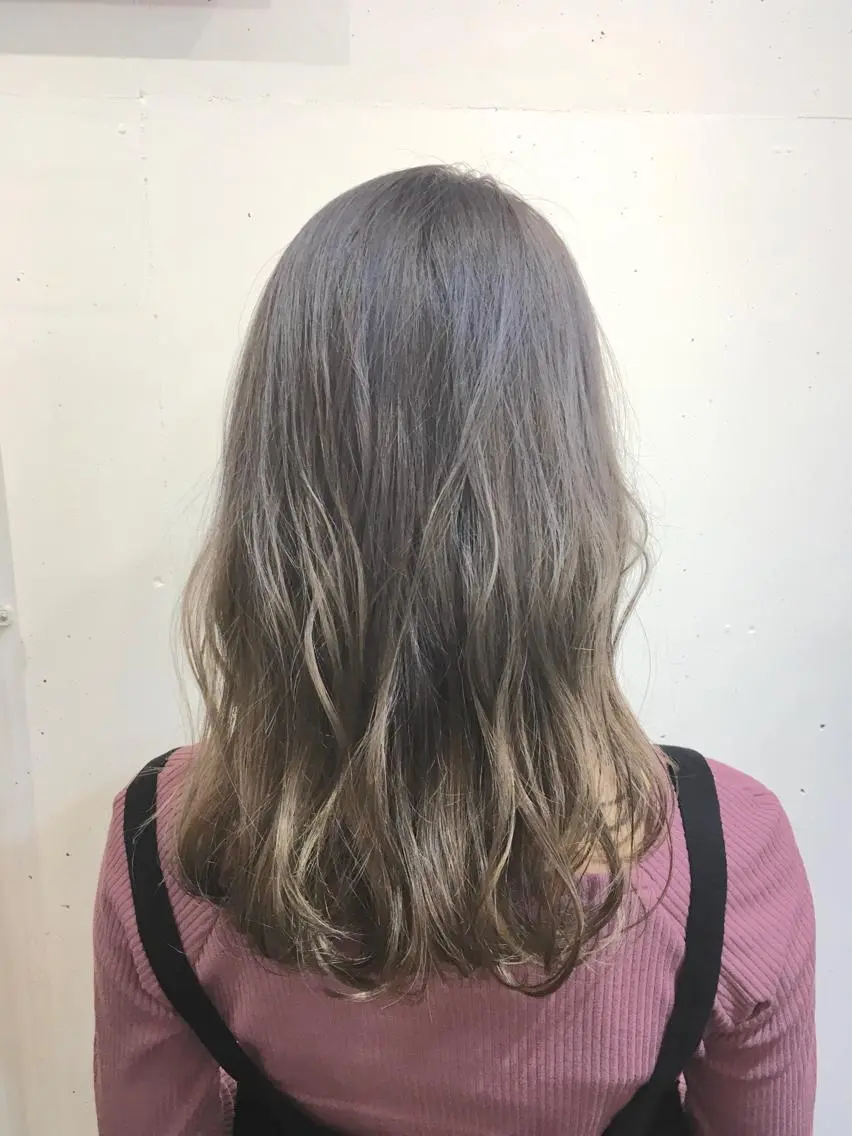 セミロング カラー ベージュカラー グラデーションカラー ピンクカラー ピンクベージュ ヘアカラー トリートメント ヘアセット yoshi ☆のヘアスタイル