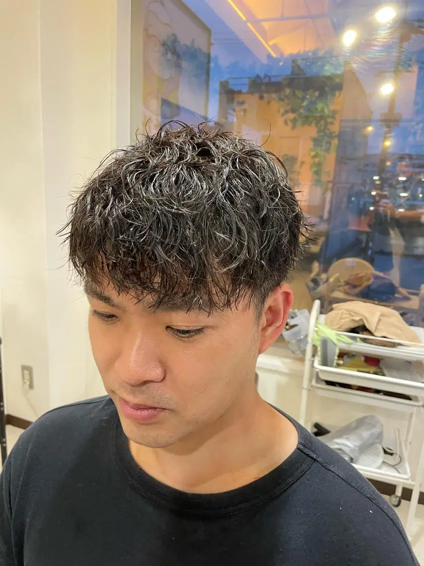 パーマ メンズ 伊丹Pilina 山田のヘアスタイル