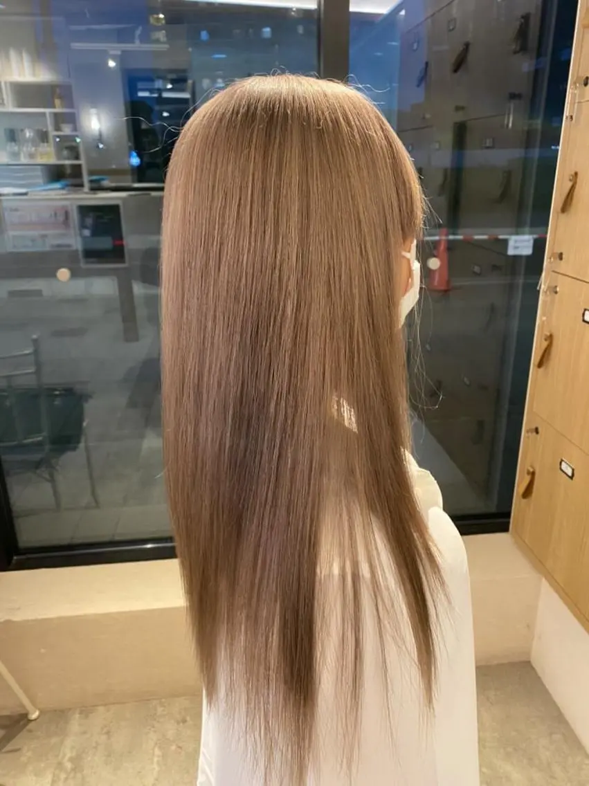 ロング カラー ハイライトカラー ハイライト れい🫧 ハイトーン特化のヘアスタイル