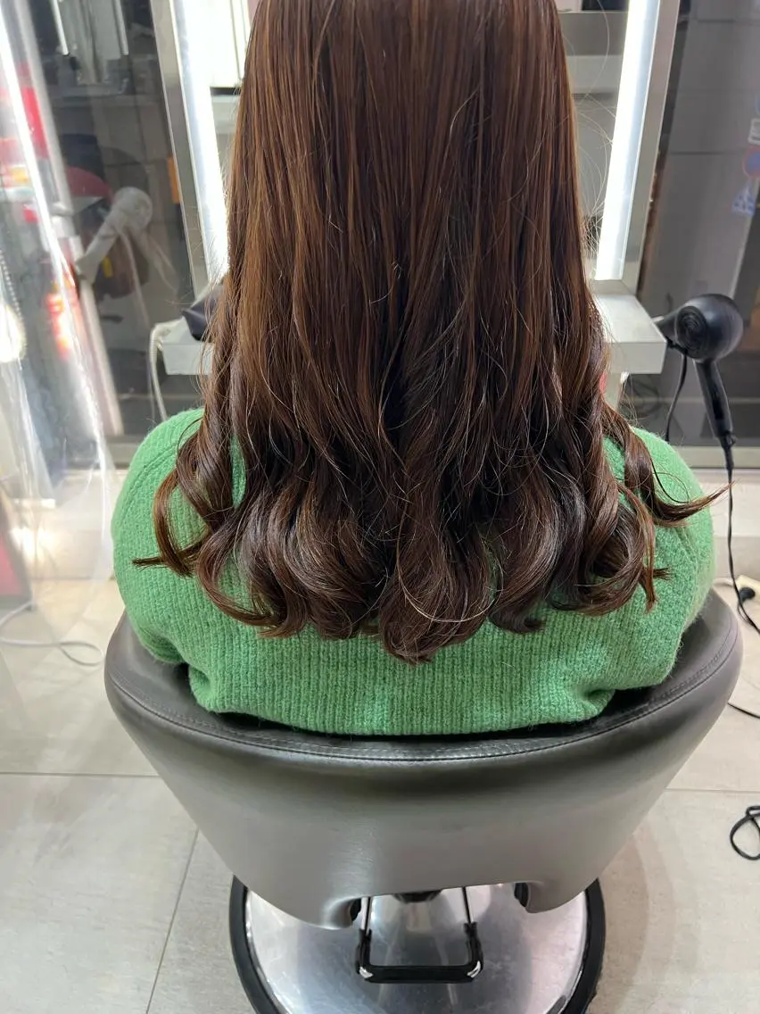 ロング Eleanor 池袋 ミカのヘアスタイル