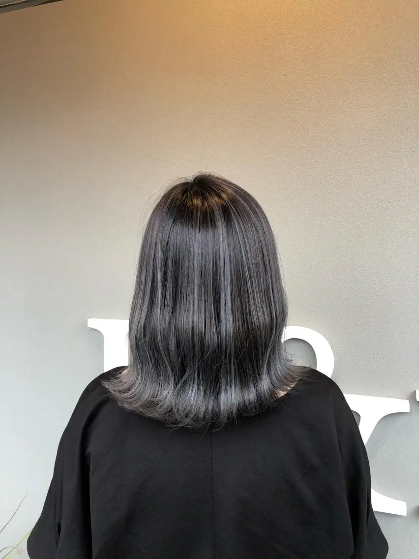 ミディアム カラー ヘアアレンジ カット ヘアカラー トリートメント 大塚 貴之のヘアスタイル